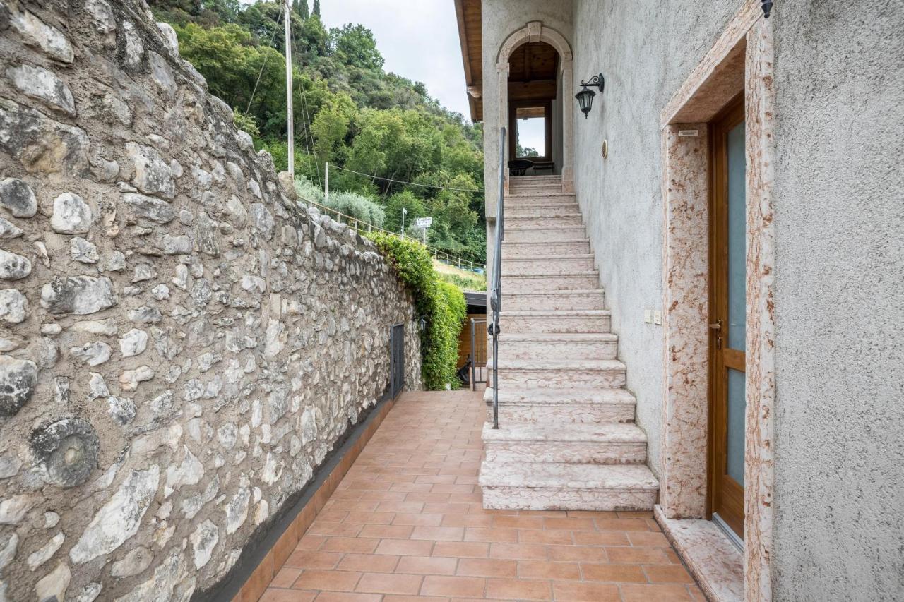 Appartamento Casa Carlotta Malcesine Esterno foto
